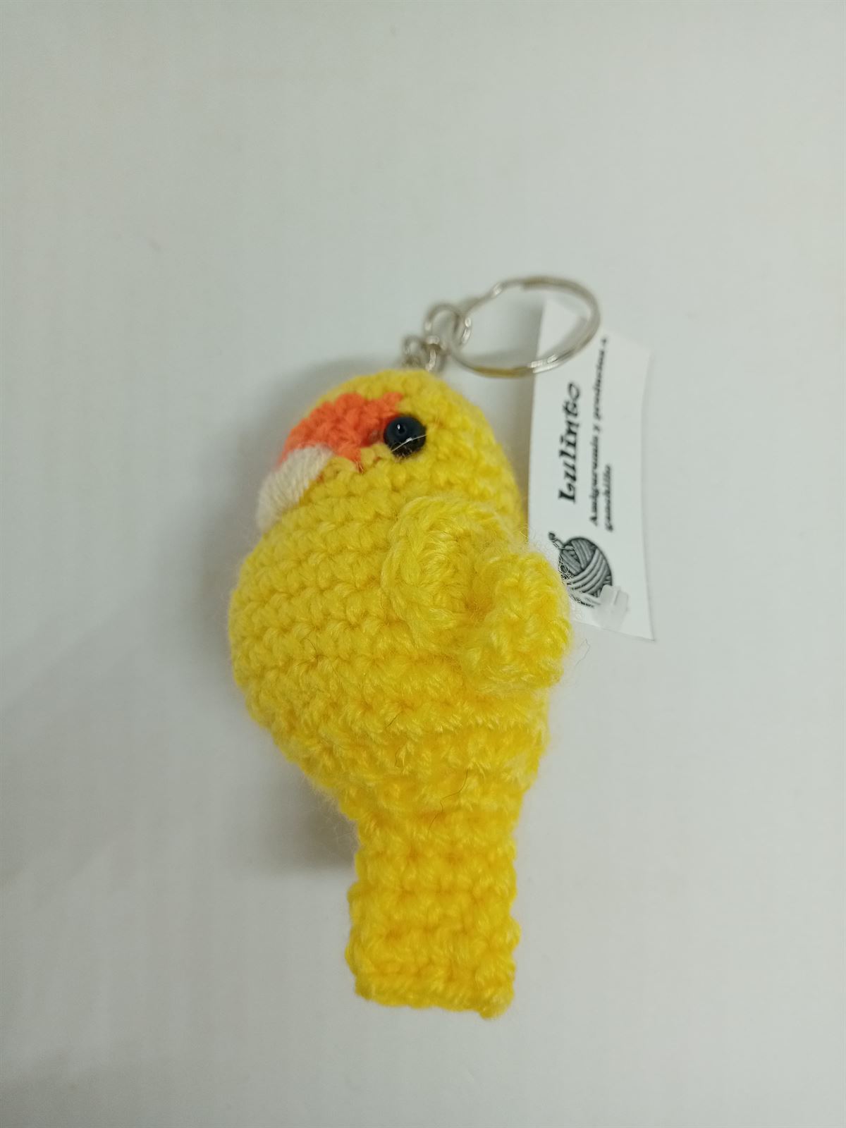 Llavero pájaro amarillo amigurumi - Imagen 1