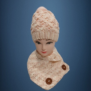 Conjunto gorro con pompón y cuello tonos rosa y blanco hecho a mano a ganchillo-crochet (10) - Imagen 1