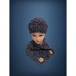 Conjunto gorro espiral y cuello tonos azul y blanco hecho a mano a ganchillo(14) - Imagen 1