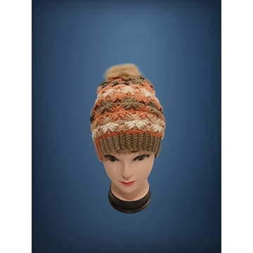 Gorro con pompón tonos marrón, beige, naranja hecho a mano a ganchillo-crochet (22) - Imagen 1