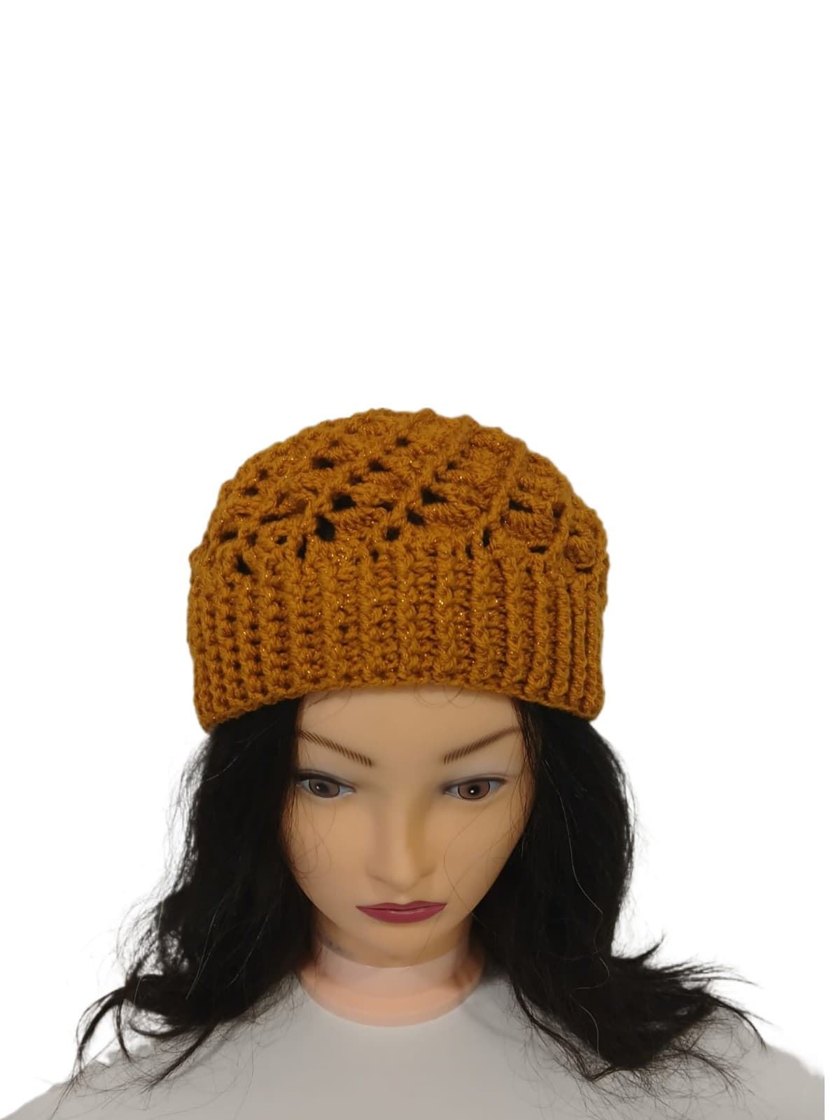 Gorro espiral dorado brillo hecho a mano a ganchillo - Imagen 1