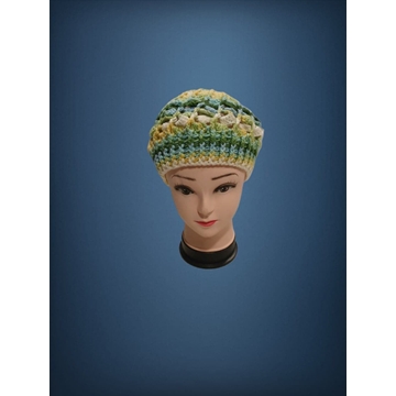 Gorro espiral tonos verde, amarillo, azul hecho a mano a ganchillo (11) - Imagen 1