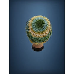 Gorro espiral tonos verde, amarillo, azul hecho a mano a ganchillo (11) - Imagen 2