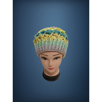 Gorro espiral tonos verde, amarillo y azul hecho a mano a ganchillo(25) - Imagen 1