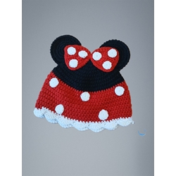 Gorro minnie mouse hecho a mano a ganchillo. - Imagen 1