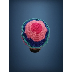 Gorro ondas tonos fucsia, rosa, azul hecho a mano a ganchillo - Imagen 2