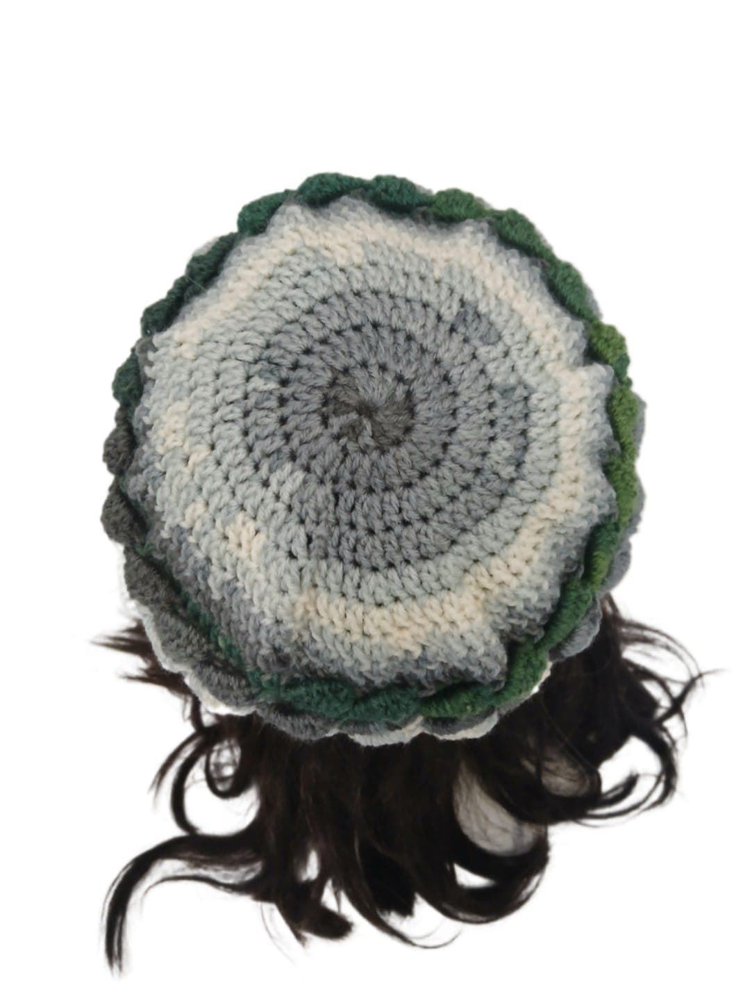 Gorro ondas tonos gris verde hecho a mano a ganchillo (7) - Imagen 4
