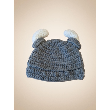 Gorro vikingo hecho a mano a ganchillo. - Imagen 1
