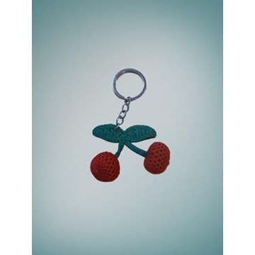 Llavero cereza amigurumi hecho a mano a ganchillo. - Imagen 1