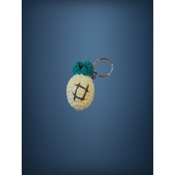 Llavero piña amigurumi hecho a mano a ganchillo. - Imagen 1
