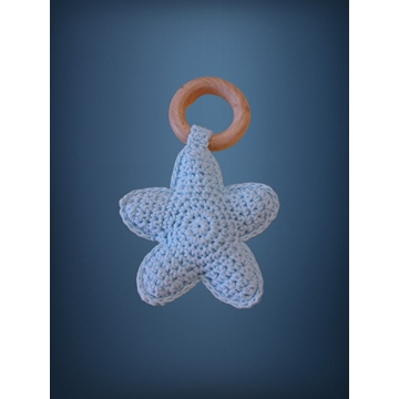 Mordedor estrella aazul hecho a mano a ganchillo (amigurumi) - Imagen 1