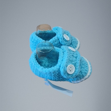 Patuco zapato azul hecho a mano a ganchillo. - Imagen 2