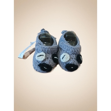 Patuco zapato coche gris hecho a mano a ganchillo. - Imagen 1