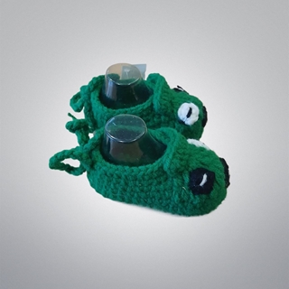 Patuco zapato coche verde hecho a mano a ganchillo. - Imagen 2