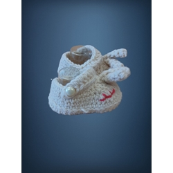 Patuco zapato conejo beige hecho a mano a ganchillo. - Imagen 2