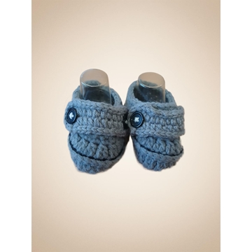 Patuco zapato gris hecho a mano a ganchillo. - Imagen 1
