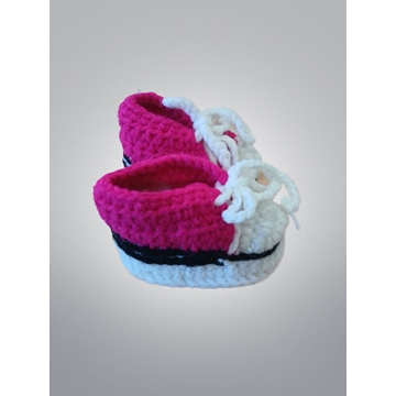 Patuco zapato tipo tenis converse fucsia hecho a mano a ganchillo. - Imagen 2