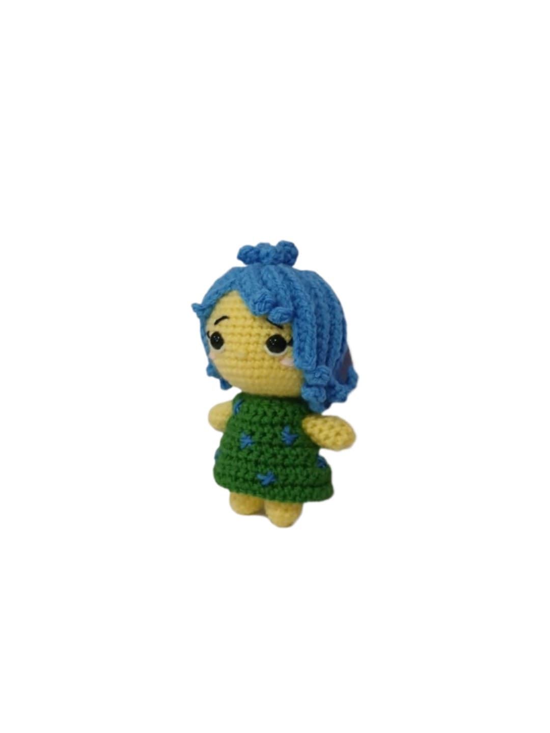 Peluche alegría inside out del revés emociones hecha a mano a ganchillo (amigurumi). - Imagen 2