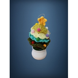 Peluche árbol navidad hecho a mano a ganchillo (amigurumi). - Imagen 1