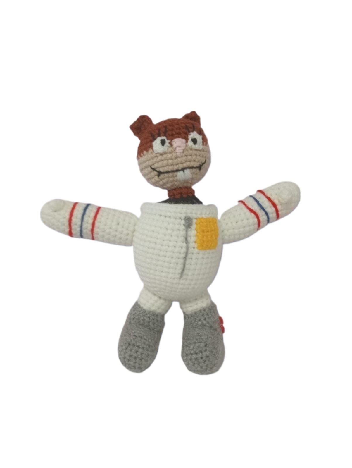 Peluche arenita bob esponja hecho a mano a ganchillo (amigurumi). - Imagen 1