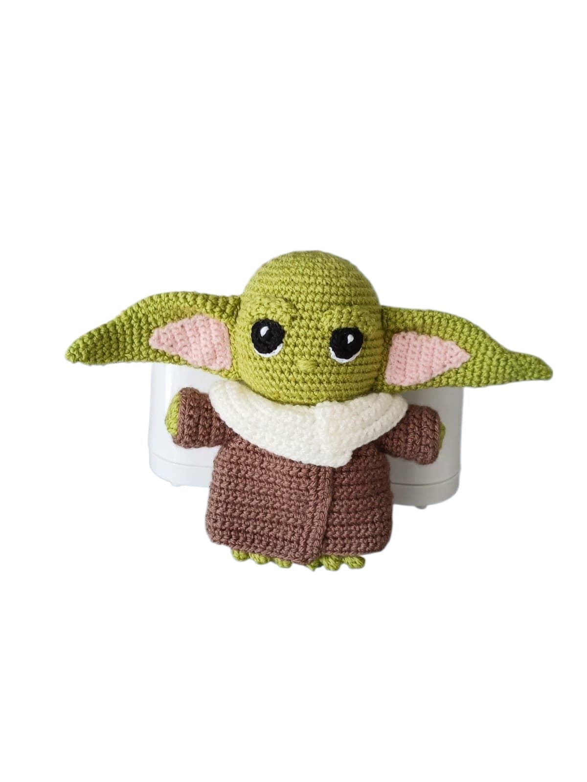 Peluche baby yoda star wars hecho a mano a ganchillo (amigurumi). - Imagen 1