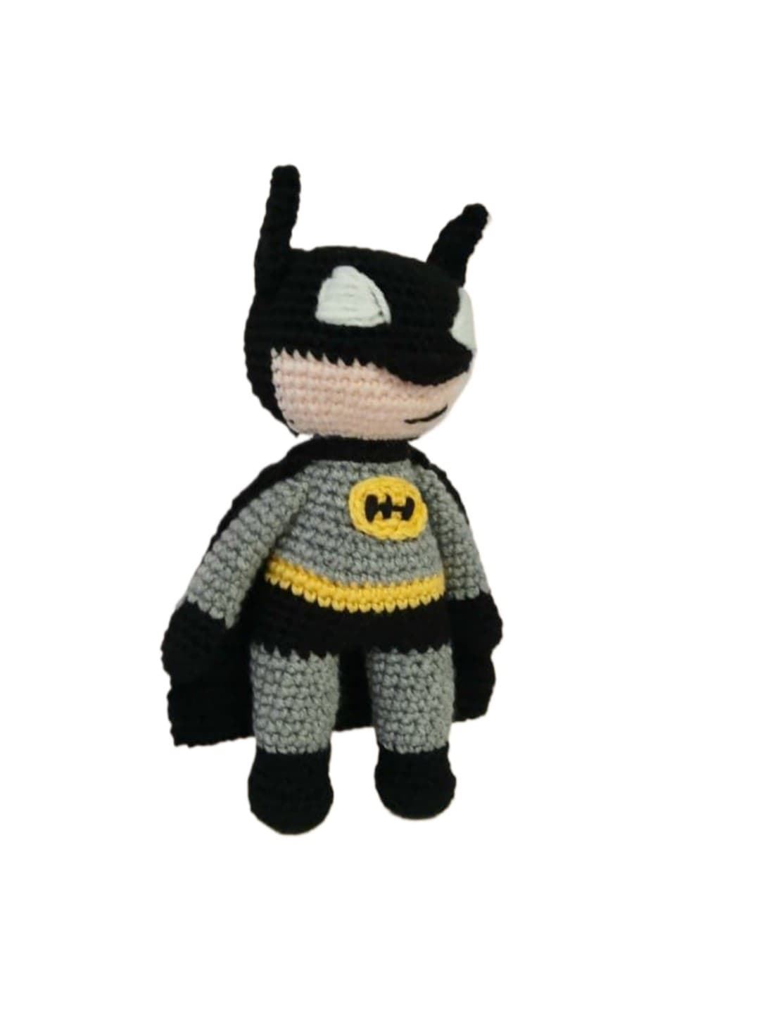 Peluche batman hecho a mano a ganchillo (amigurumi). - Imagen 2