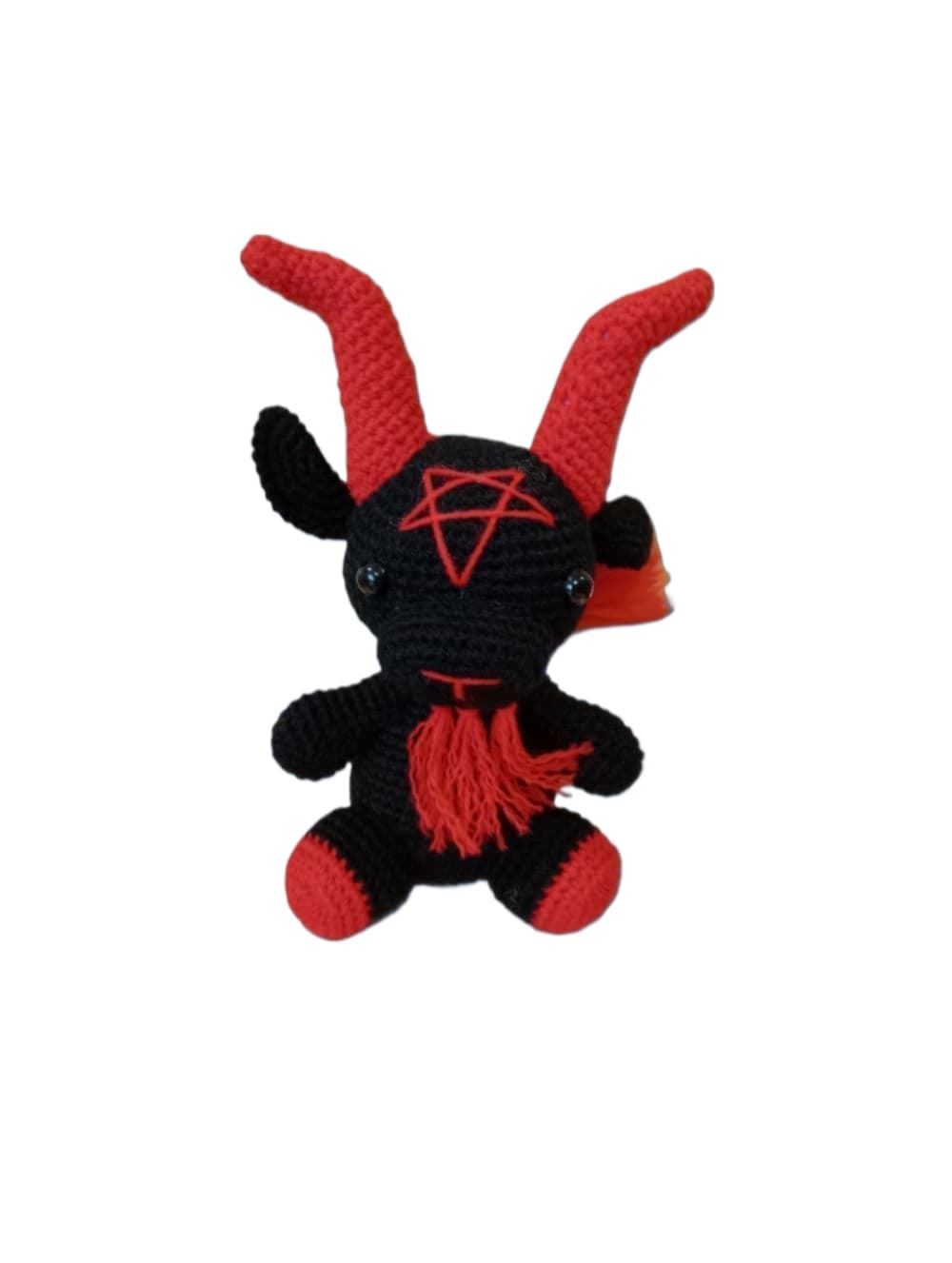 Peluche cabra satánica negra Baphomet hecho a mano a ganchillo (amigurumi). - Imagen 1