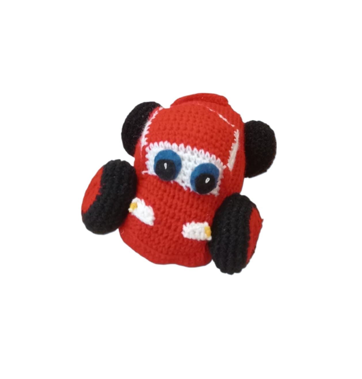 Peluche coche Cars hecho a mano a ganchillo (amigurumi) - Imagen 1