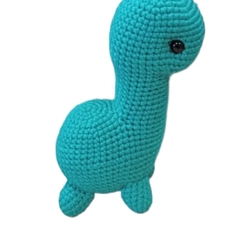 Peluche dinosaurio hecho a mano a ganchillo (amigurumi). - Imagen 2