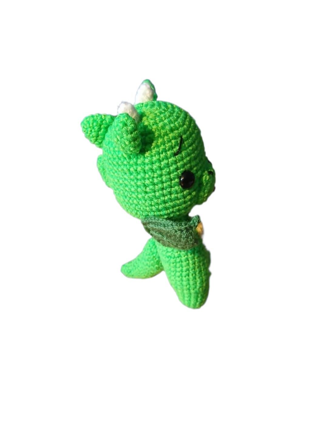 Peluche dragón hecho a mano a ganchillo (amigurumi). - Imagen 3