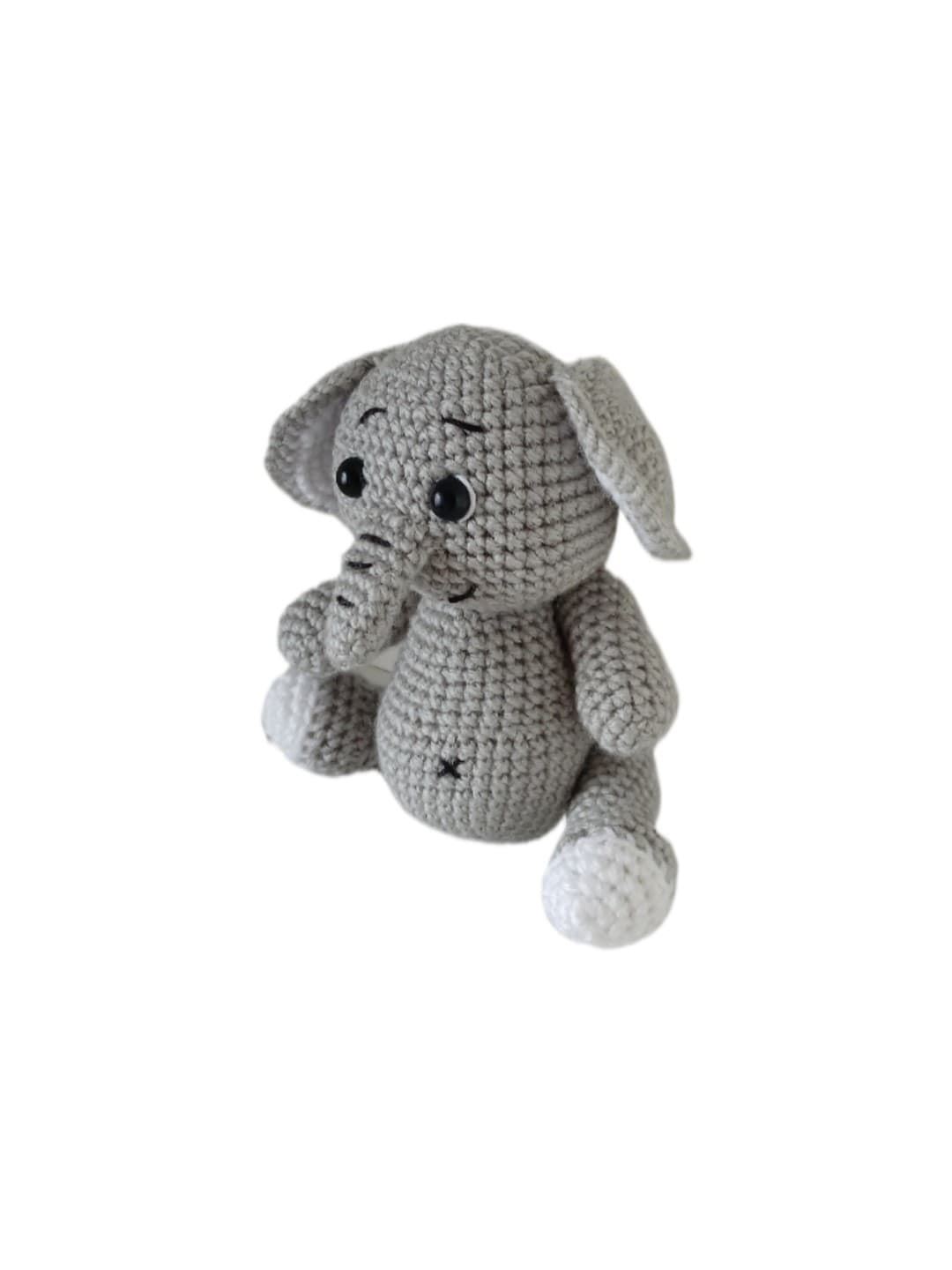 Peluche elefante hecho a mano a ganchillo (amigurumi). - Imagen 2