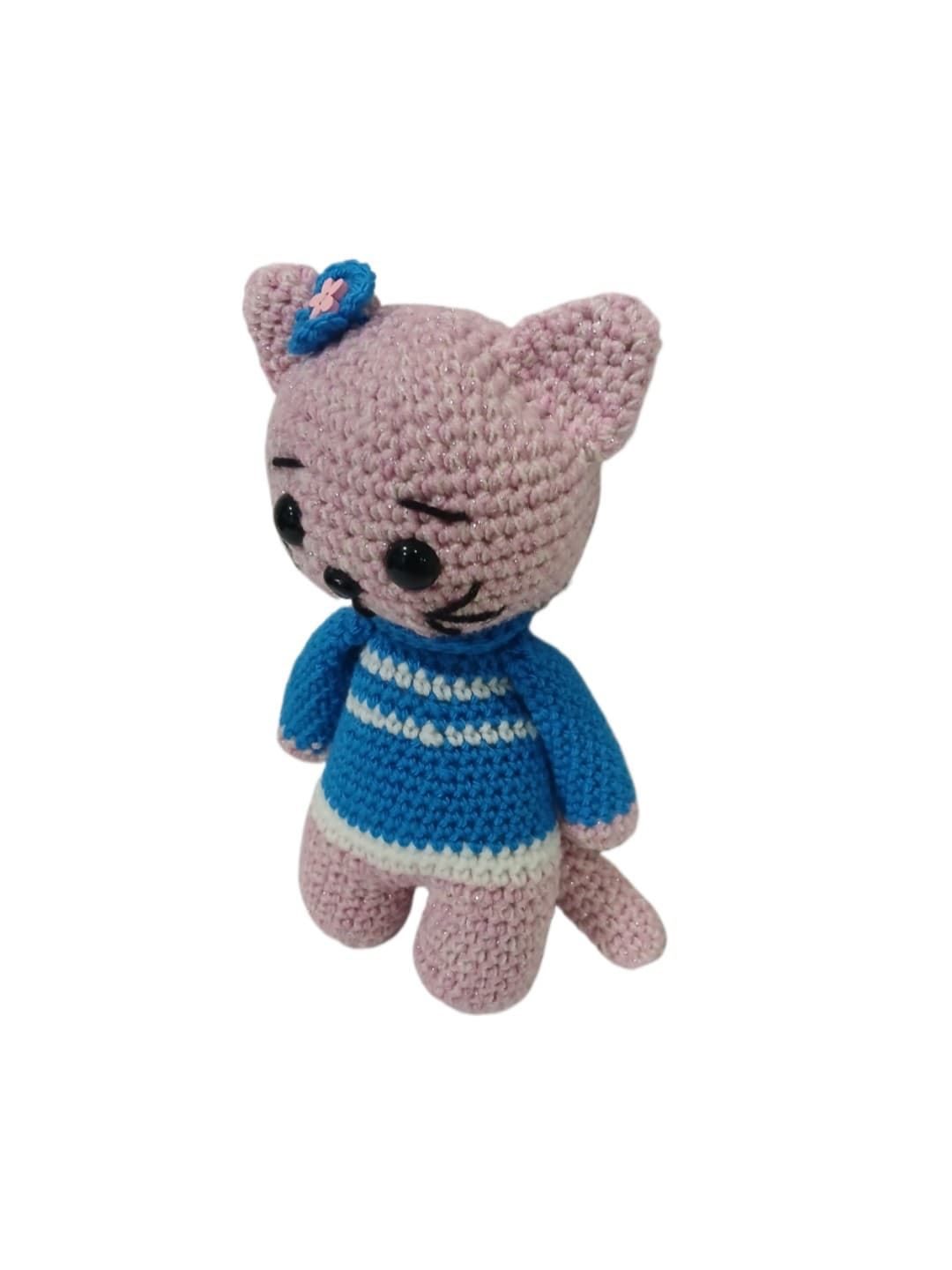 Peluche gato con jersey hecho a mano a ganchillo (amigurumi). - Imagen 2