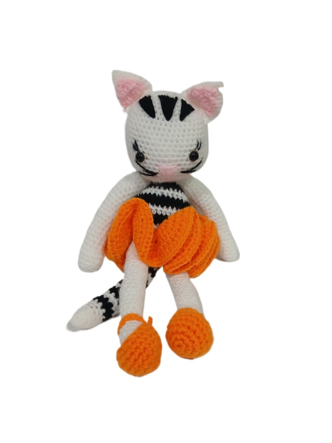 Peluche gato con vestido naranja hecho a mano a ganchillo (amigurumi). - Imagen 1
