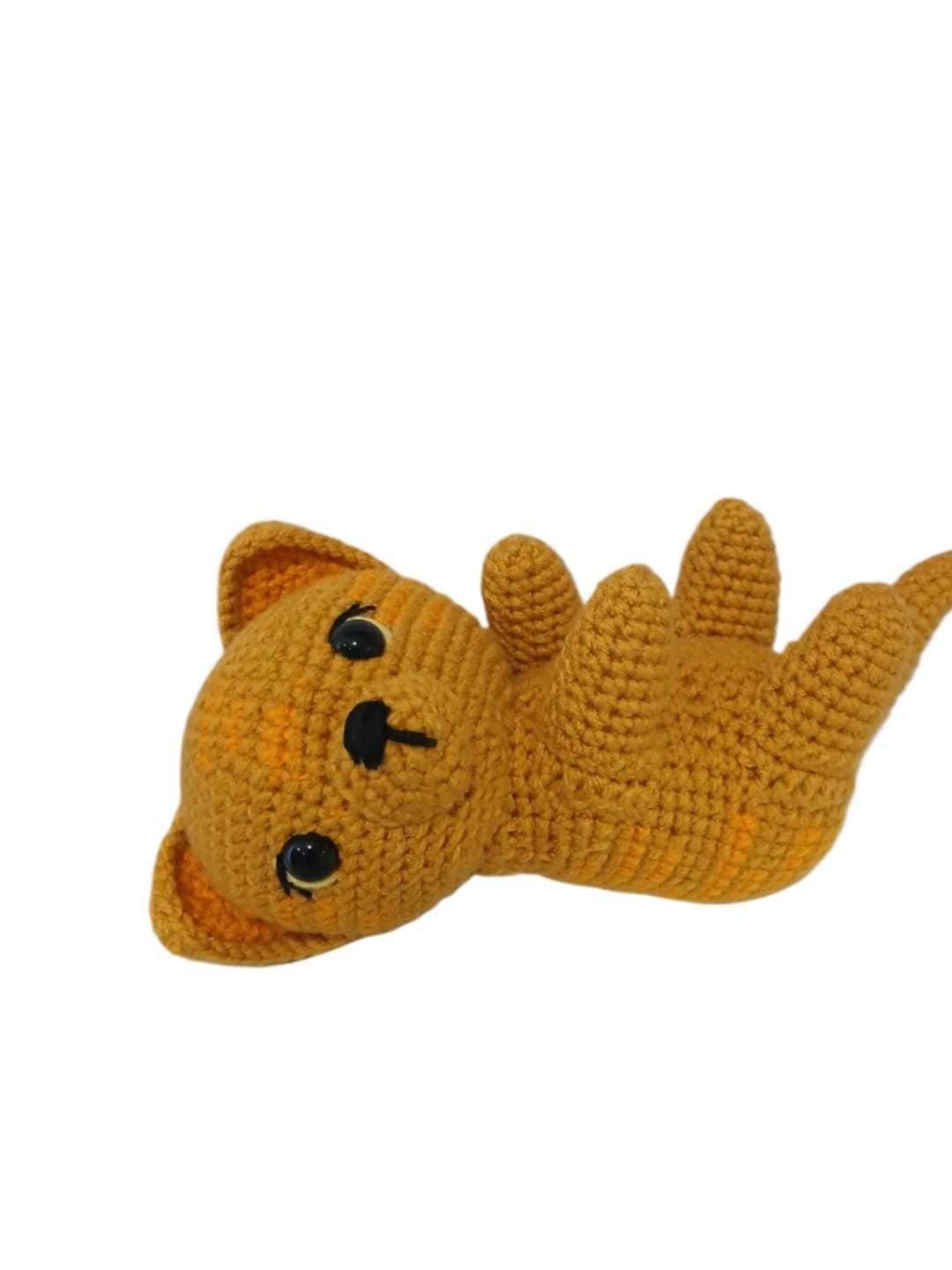 Peluche gato juguetón rubio hecho a mano a ganchillo (amigurumi). - Imagen 1