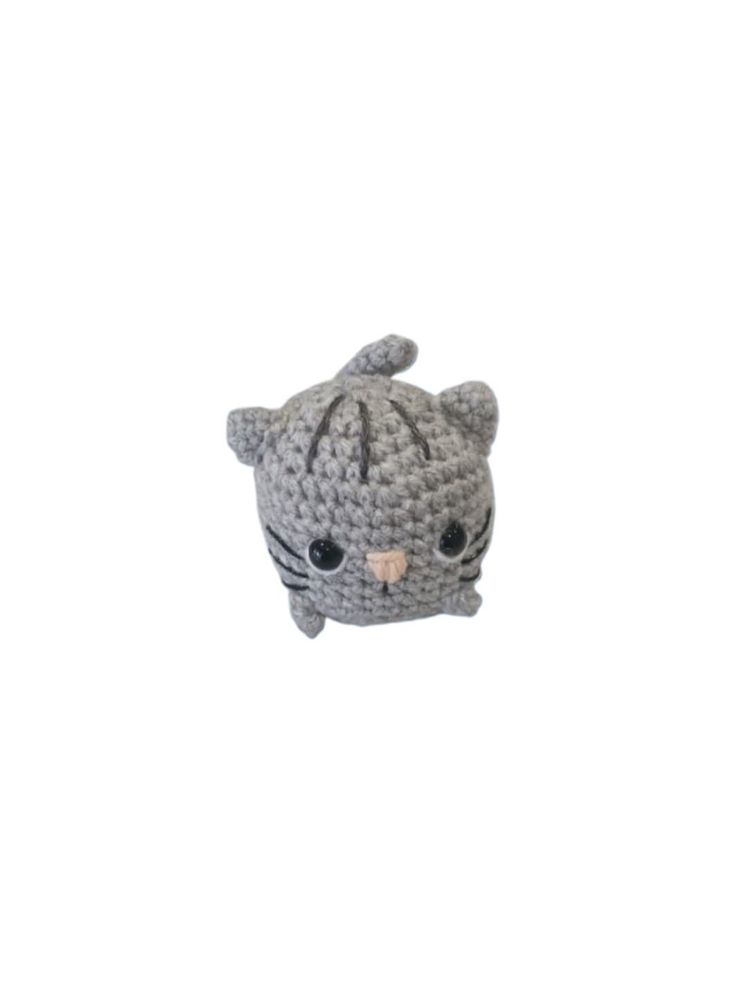 Peluche gato mini hecho a mano a ganchillo (amigurumi). - Imagen 1