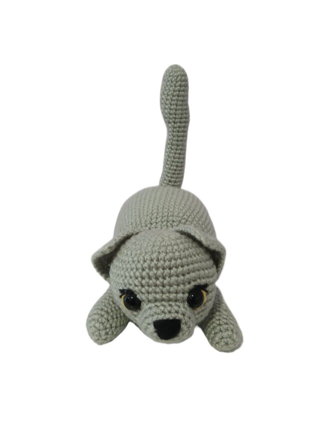 Peluche gato tumbado gris hecho a mano a ganchillo (amigurumi). - Imagen 1