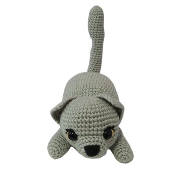 Peluche gato tumbado gris hecho a mano a ganchillo (amigurumi). - Imagen 1