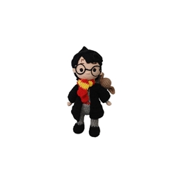 Peluche Harry potter hecho a mano a ganchillo (amigurumi). - Imagen 1