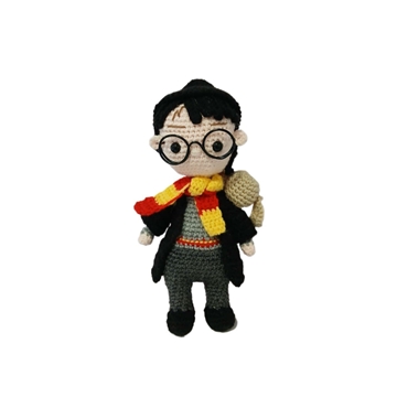 Peluche Harry potter hecho a mano a ganchillo (amigurumi). - Imagen 1