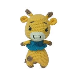 Peluche jirafa con bufanda hecho a mano a ganchillo (amigurumi). - Imagen 1