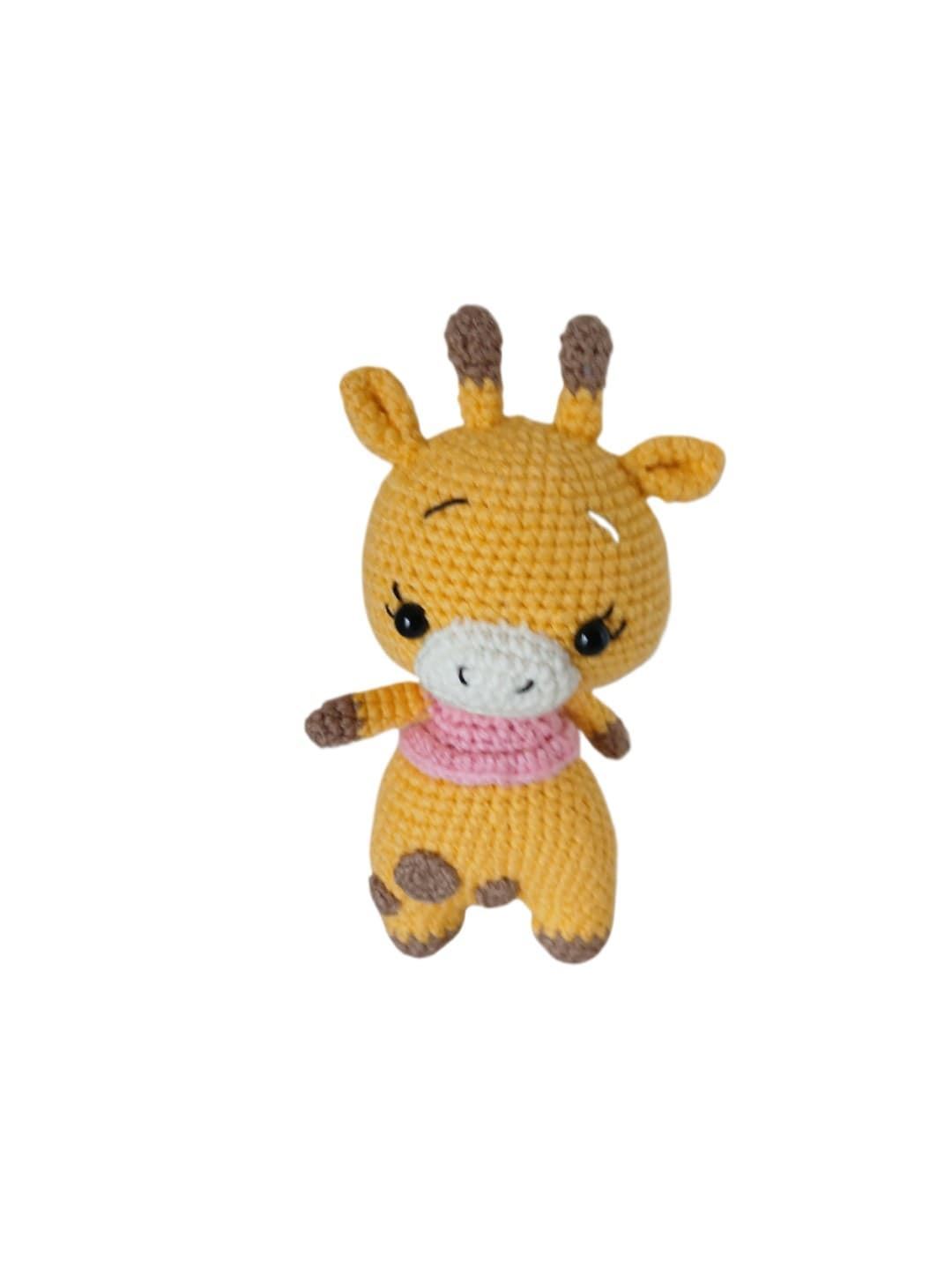 Peluche jirafa hecho a mano a ganchillo (amigurumi). - Imagen 1