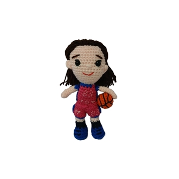 Peluche jugadora baloncesto personalizada hecha a mano a ganchillo (amigurumi). - Imagen 1
