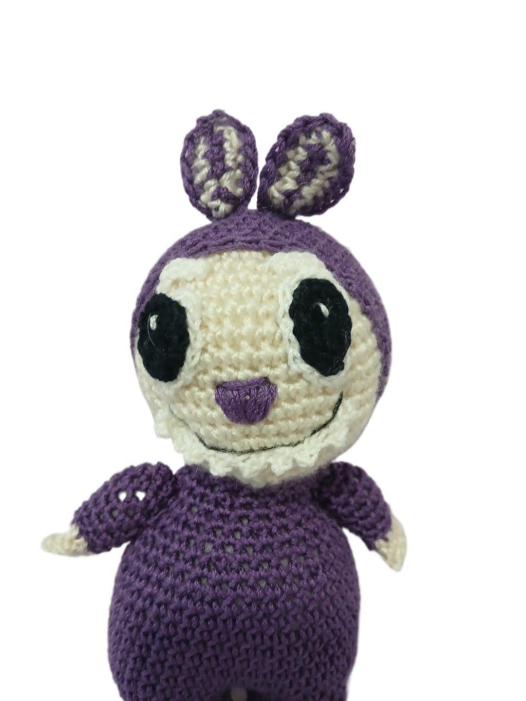 Peluche labubu lila hecho a mano a ganchillo (amigurumi). - Imagen 4