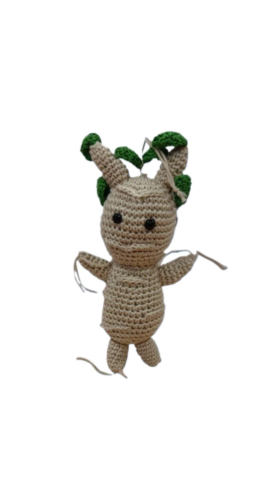 Peluche mandrágora hecha a mano a ganchillo (amigurumi). - Imagen 1