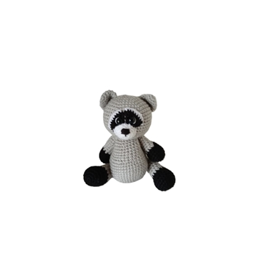 Peluche mapache hecho a mano a ganchillo (amigurumi). - Imagen 1