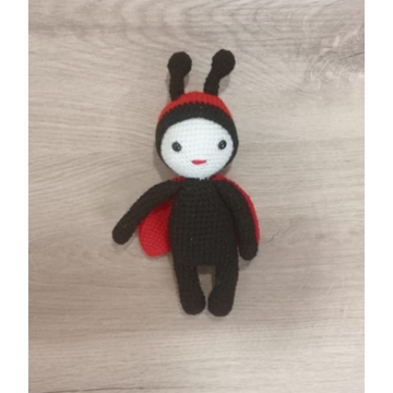 Peluche mariquita hecho a mano a ganchillo (amigurumi). - Imagen 1