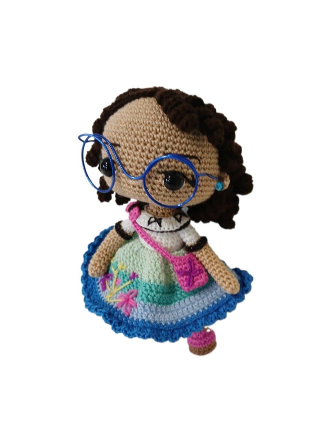 Peluche Mirabel Madrigal película disney encanto hecha a mano a ganchillo (amigurumi). - Imagen 3