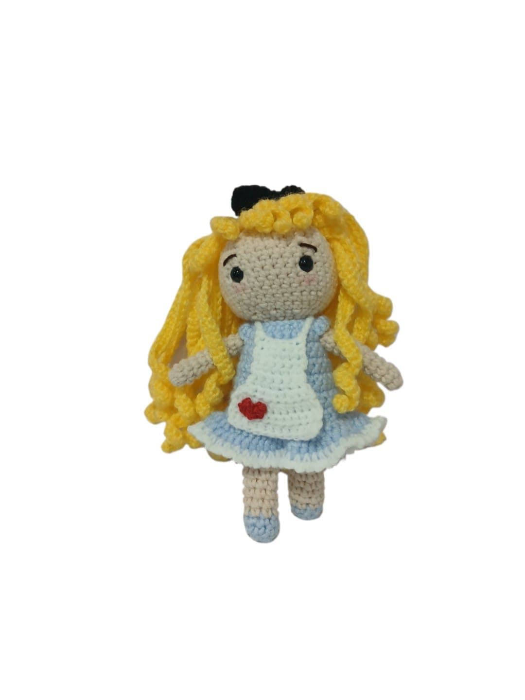 Peluche muñeca Alicia en el País de la maravillas princesa disney hecha a mano a ganchillo (amigurumi). - Imagen 1