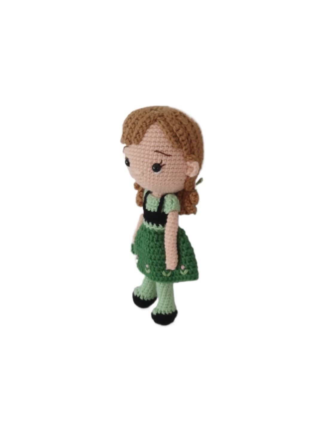 Peluche muñeca Ana frozen princesa disney hecha a mano a ganchillo (amigurumi). - Imagen 2