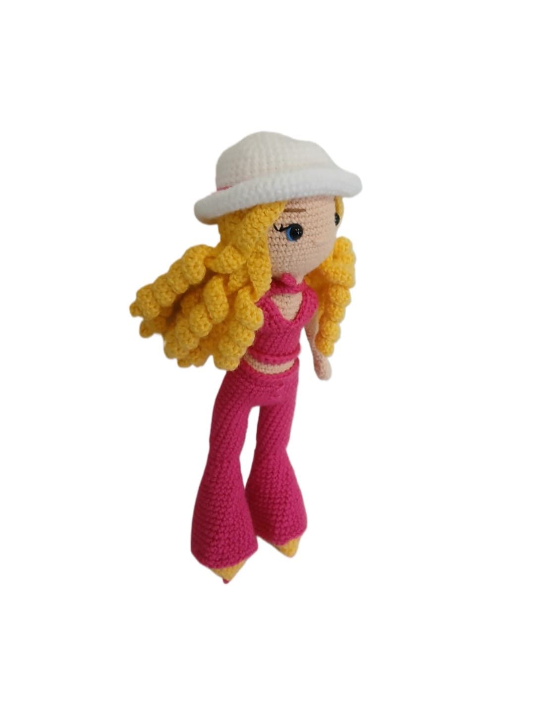 Peluche muñeca barbie patinadora hecho a mano a ganchillo (amigurumi). - Imagen 3